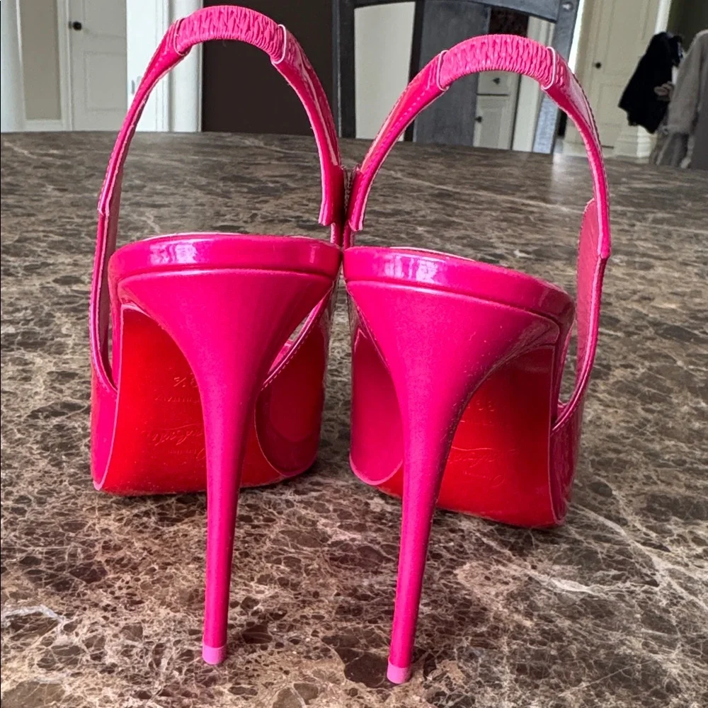Christian Louboutin hot chick sling pinup pink patent scallop stiletto sz 39.5
